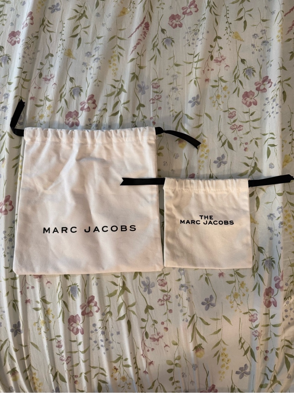 Marc Jacobs White Dust Bags Set